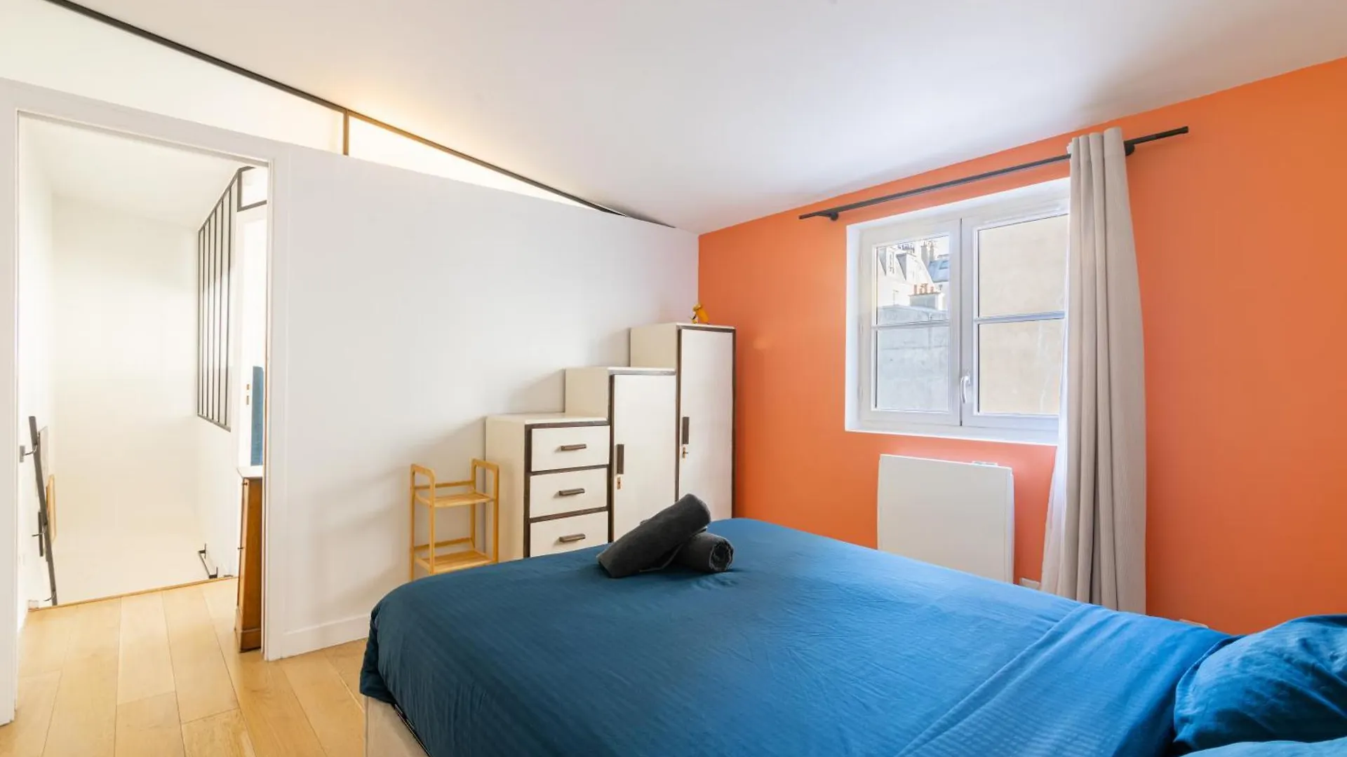 Luxurious 2 Bedroom Canal Saint Martin Saint Lazare Paris 0*,  France