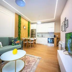 https://green-terrace-apartment-4.albaniahotels.org