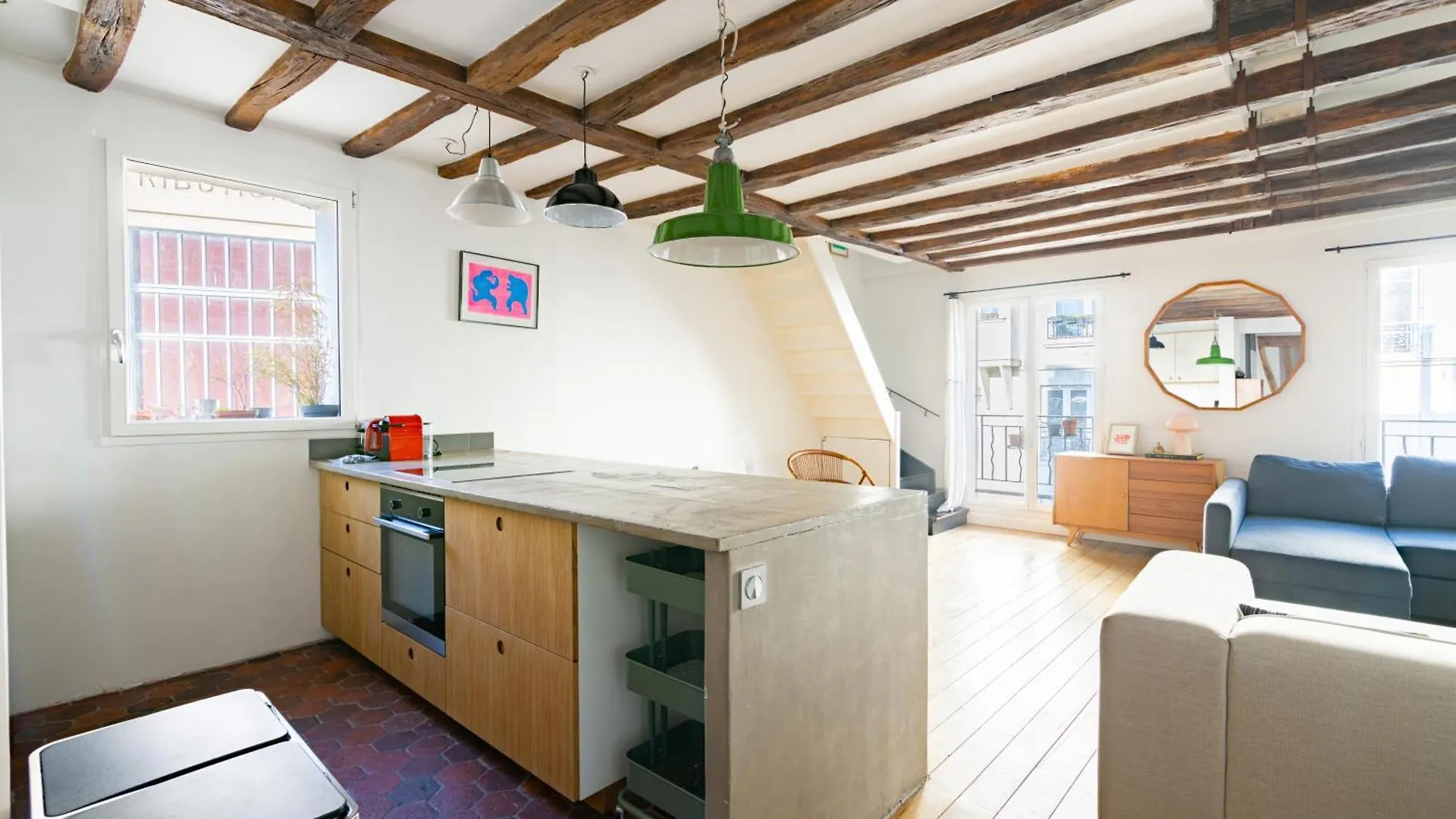 Luxurious 2 Bedroom Canal Saint Martin Saint Lazare Paris France